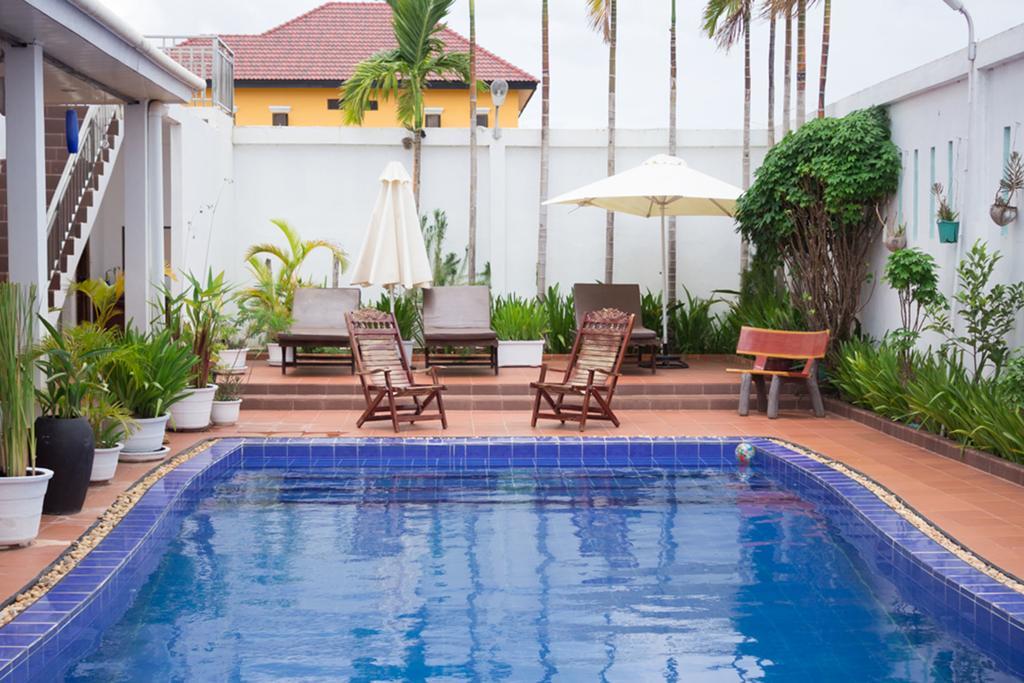 Overflow Guesthouse Ciudad de Siem Riep Exterior foto