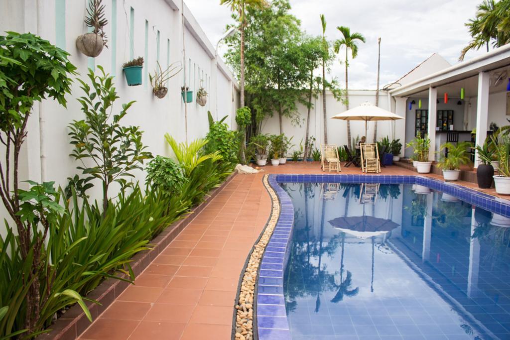 Overflow Guesthouse Ciudad de Siem Riep Exterior foto